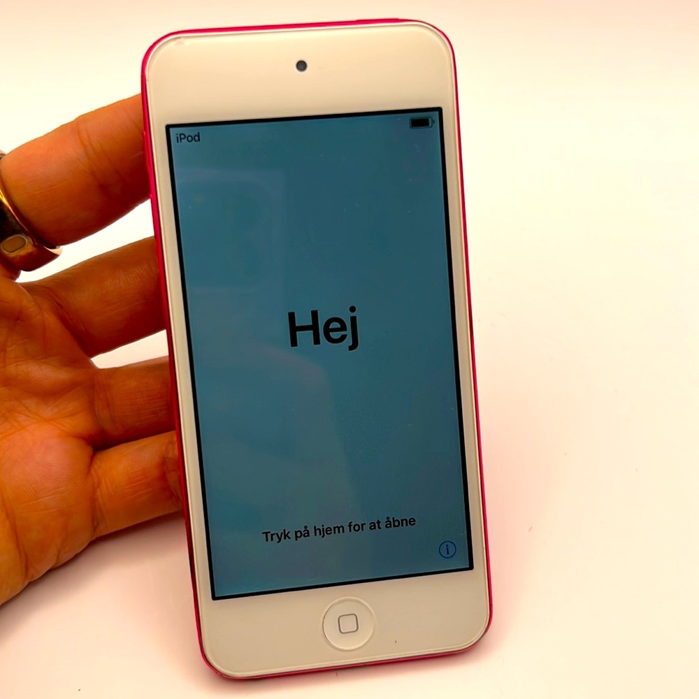 IPod Touch 6th generation. Pink. Perfect working order